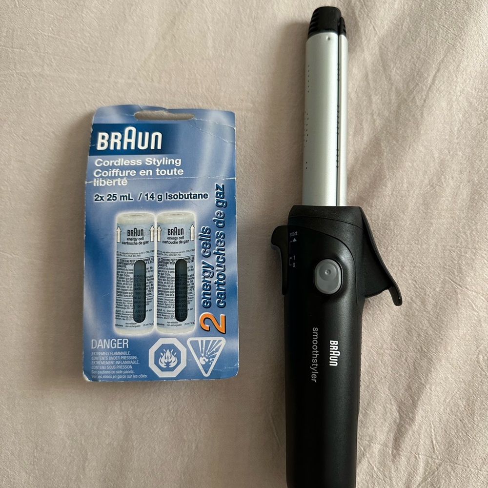 Cordless Curler and two charges